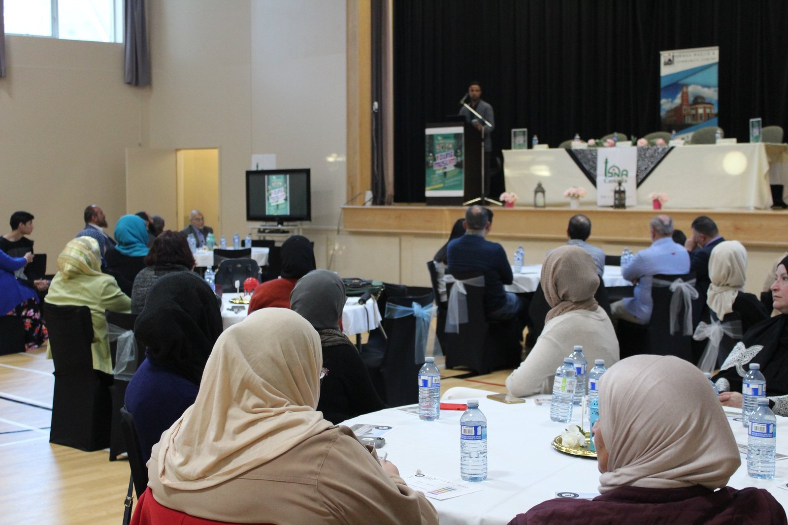 The first Islamic conference in Halifax “Young Muslim Between Faith ...